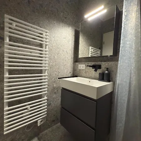 Comfort & Style At Cloche D'or