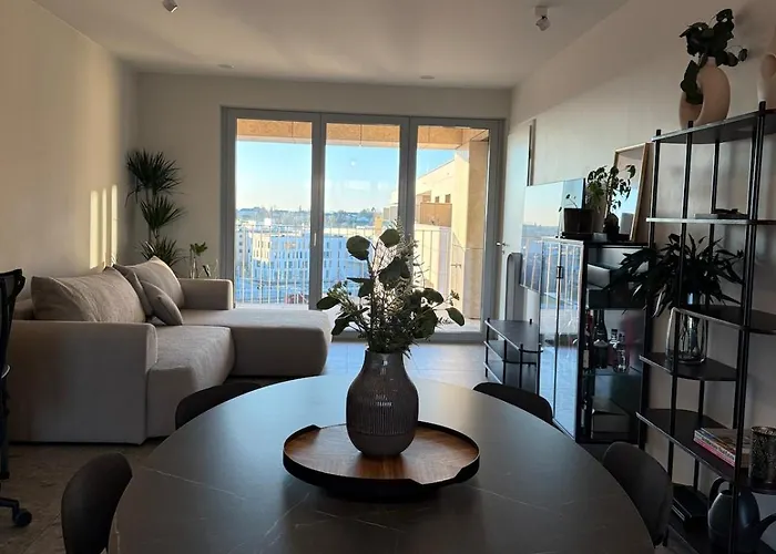 Comfort & Style At Cloche D'or Apartment *