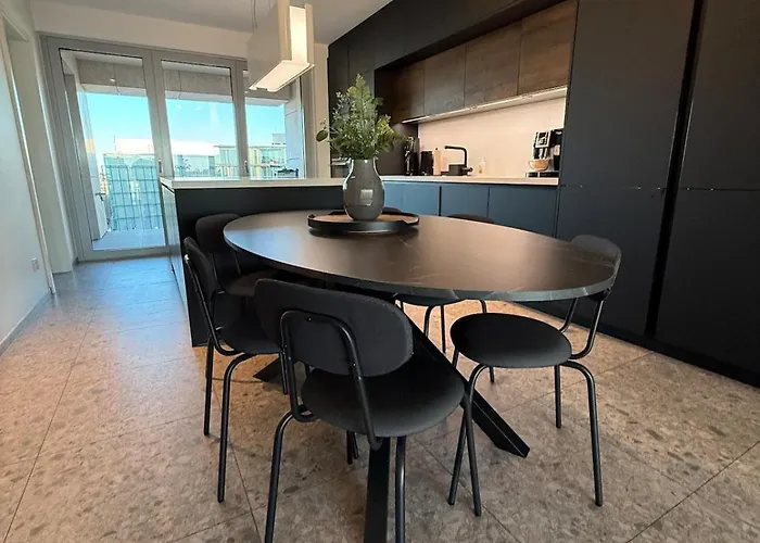 Comfort & Style At Cloche D'or Apartamento *