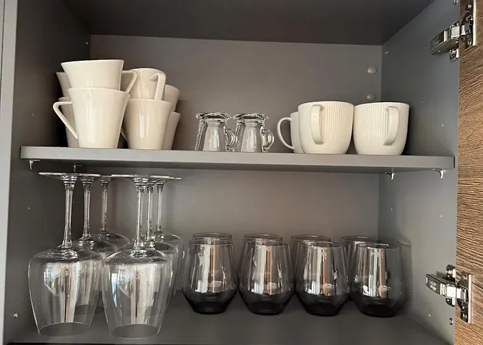 Comfort & Style At Cloche D'or