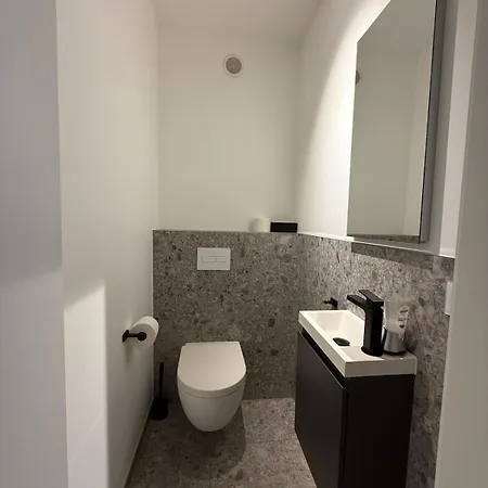 Comfort & Style At Cloche D'or *