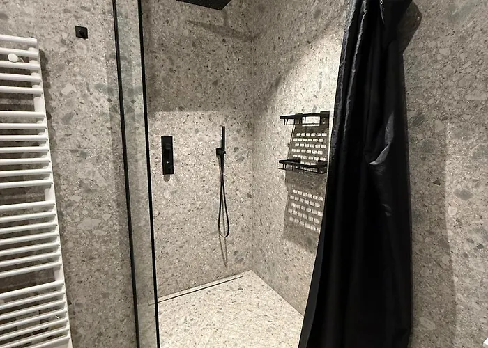 Comfort & Style At Cloche D'or *